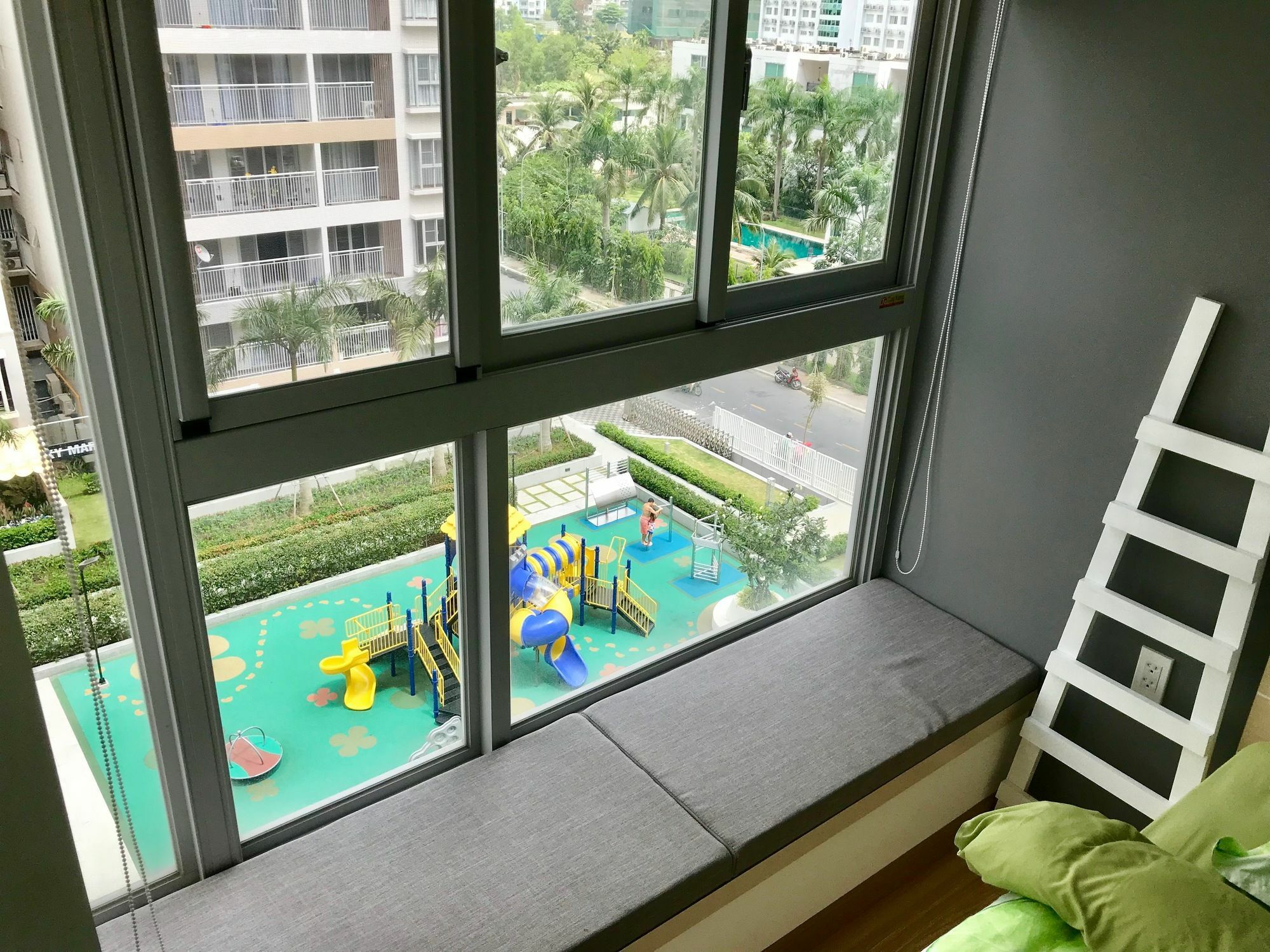Jennifer Luxury 2br Sw Pool * TP. Hồ Chí Minh